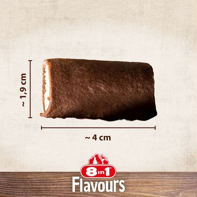 Friandise 8in1 Flavours, dimensions indiquées : environ 4 cm de long et 1,9 cm de diamètre. Marque 8in1 visible en bas de l’image.